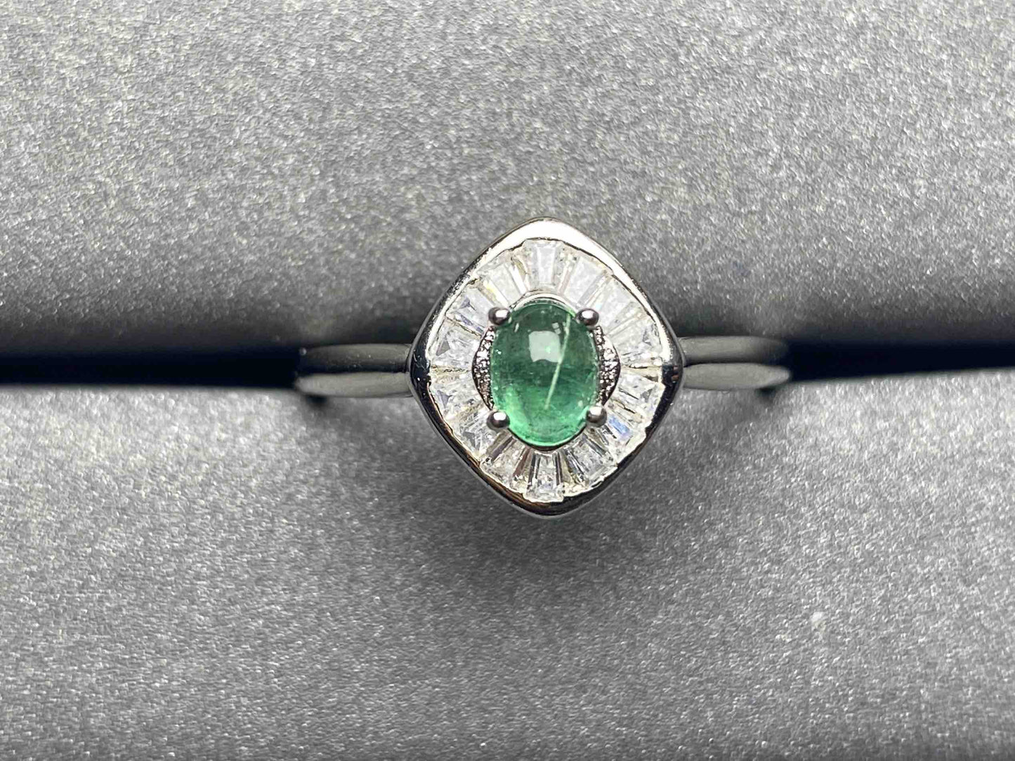 6306 Emerald Ring