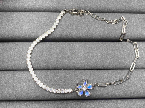 6152 Moonstone Bracelet