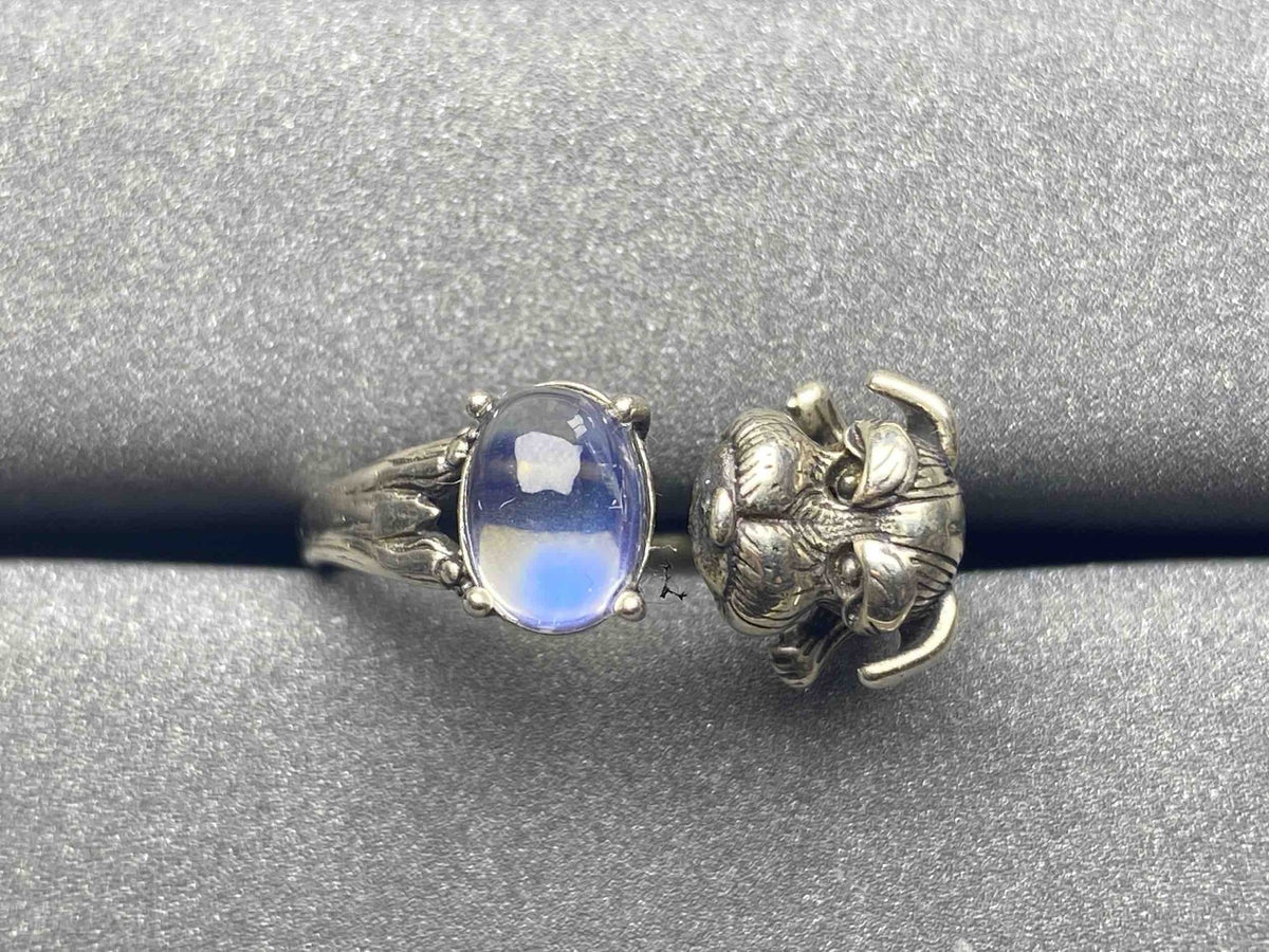 6167 Moonstone Ring