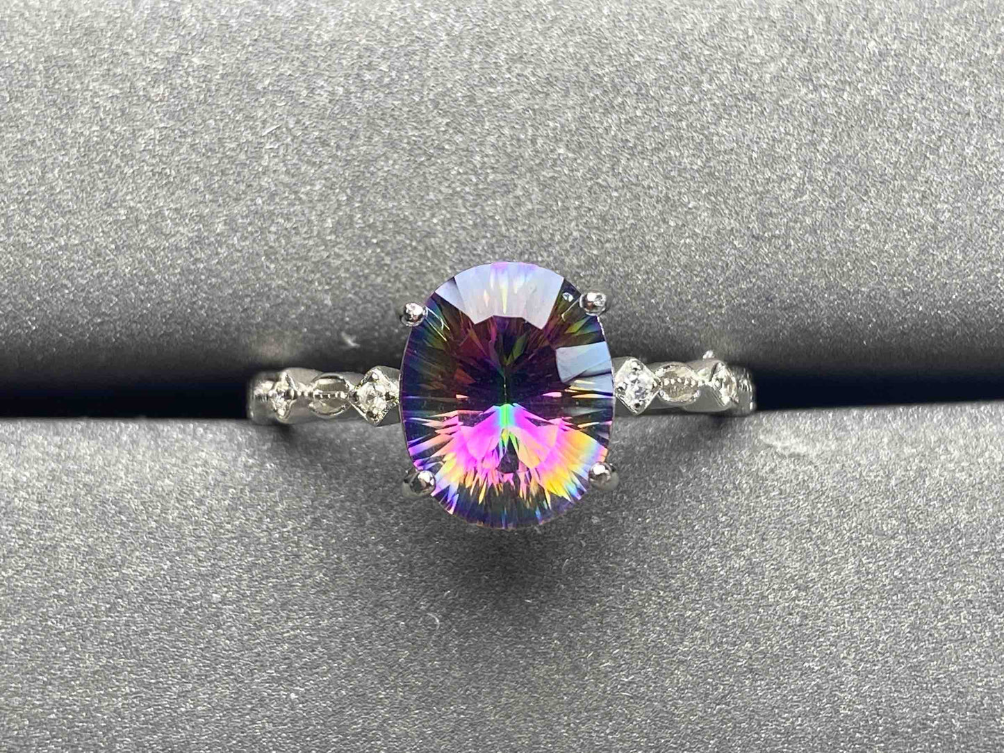 A496 Crystal Ring