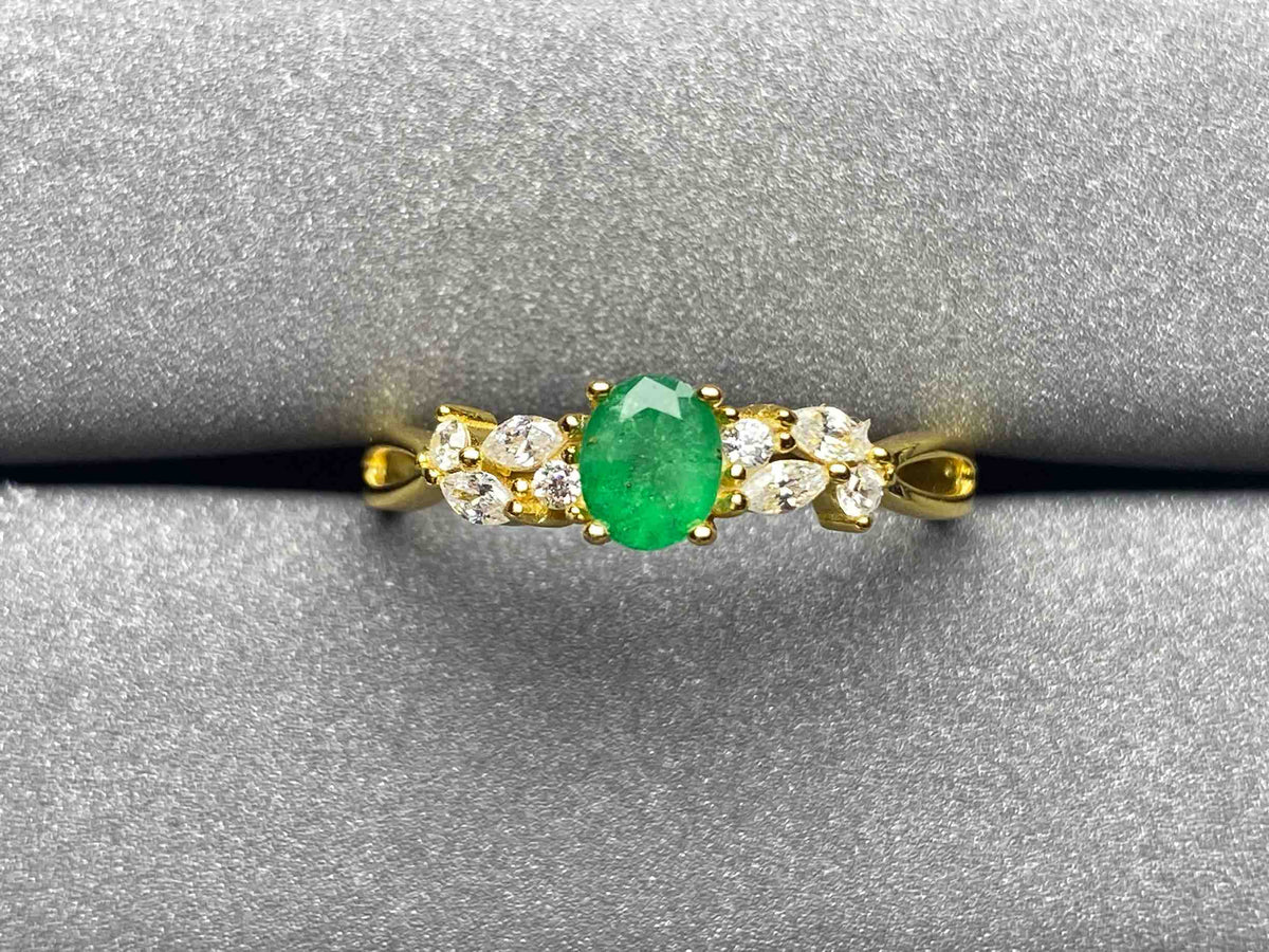 A123 Emerald Ring