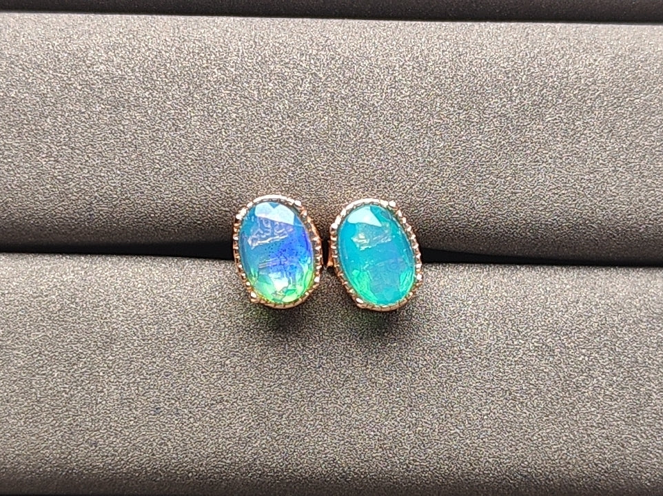 A1253 Opal Earrings