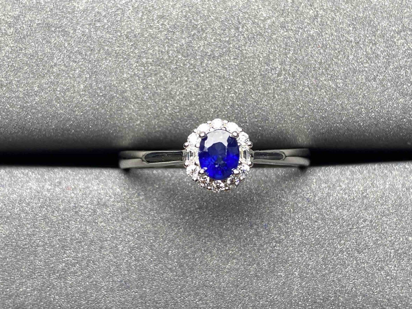 A1323 Blue Sapphire Ring