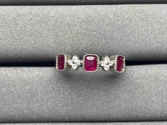 A1528 Ruby Ring