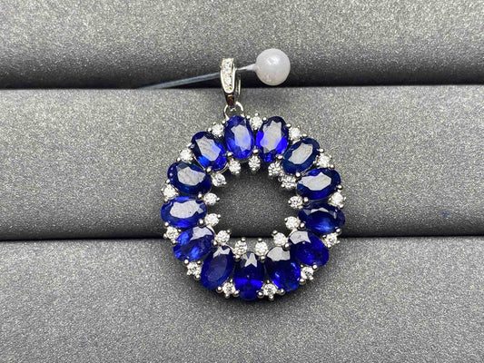 A1575 Blue Sapphire Pendant