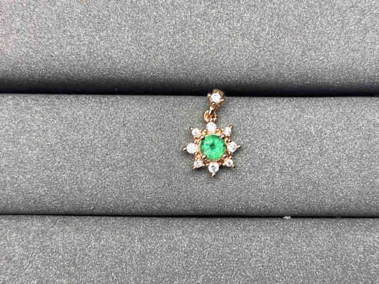 A158 Emerald Pendant