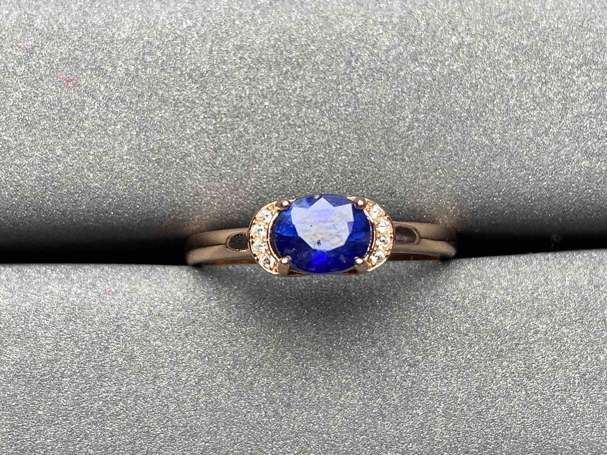 A1636 Blue Sapphire Ring