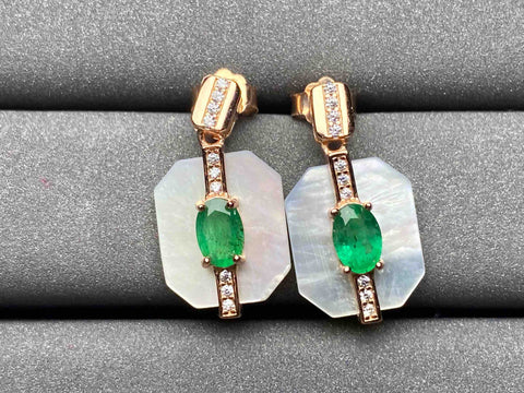 A1643 Emerald Earrings