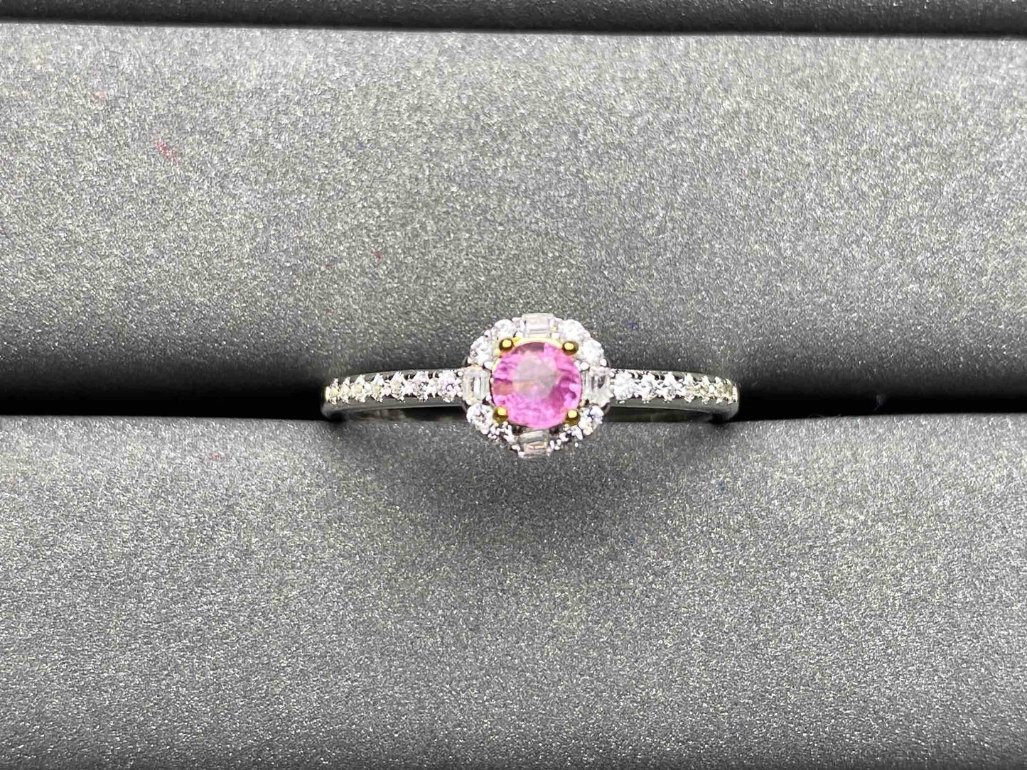 A1652 Pink Sapphire Ring