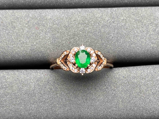 A1673 Emerald Ring