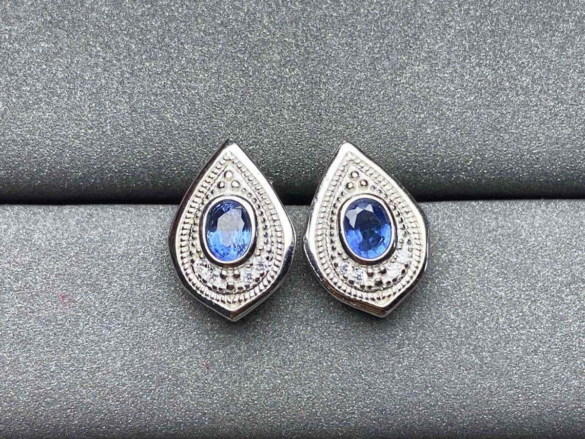 A1759 Cornflower Sapphire Earrings