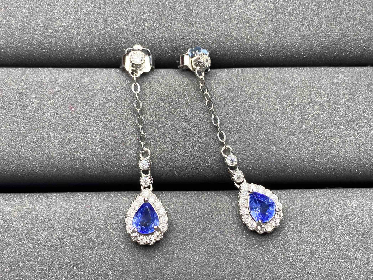 A1773 Cornflower Sapphire Earrings