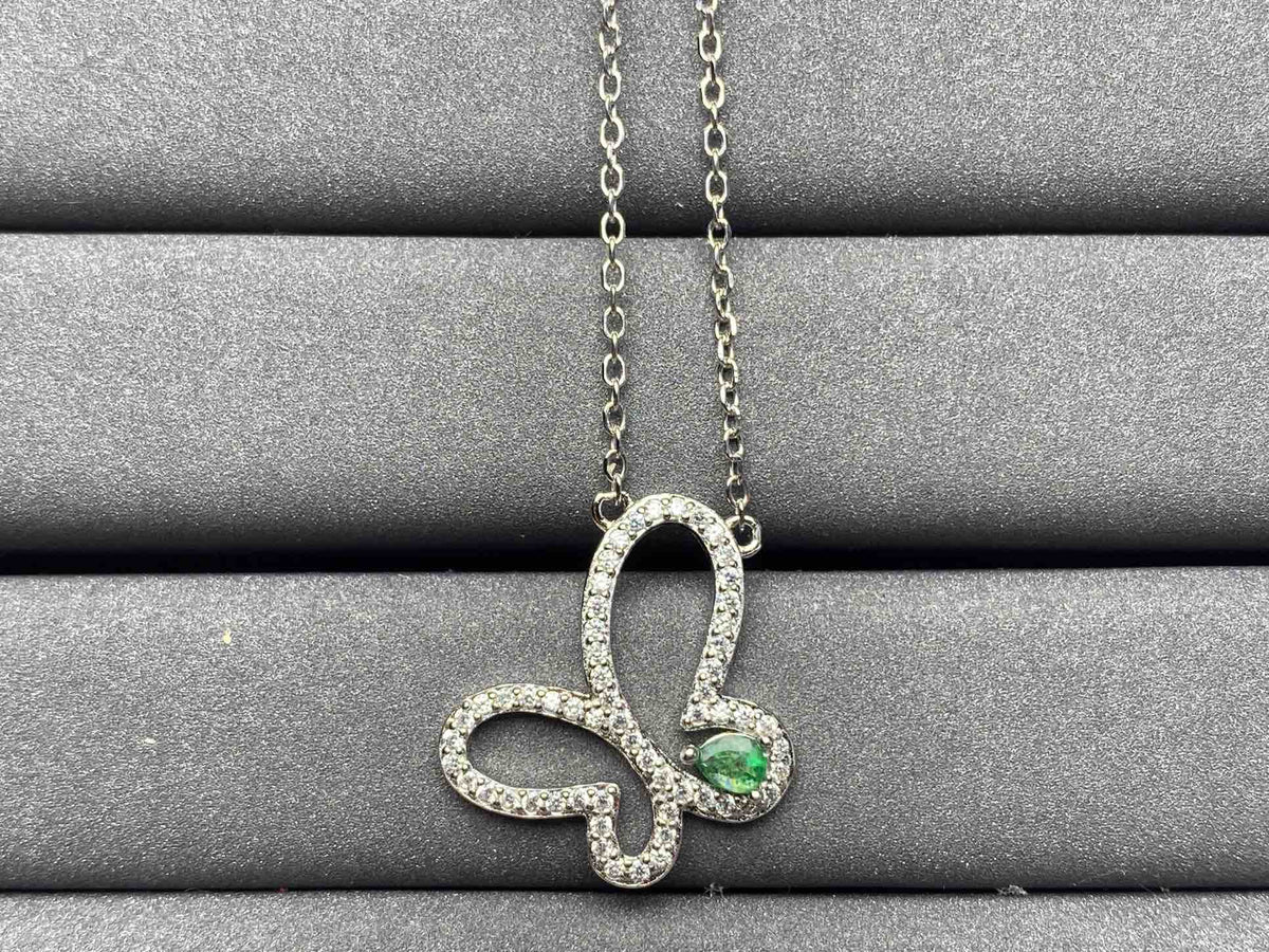 A1 Emerald Necklace