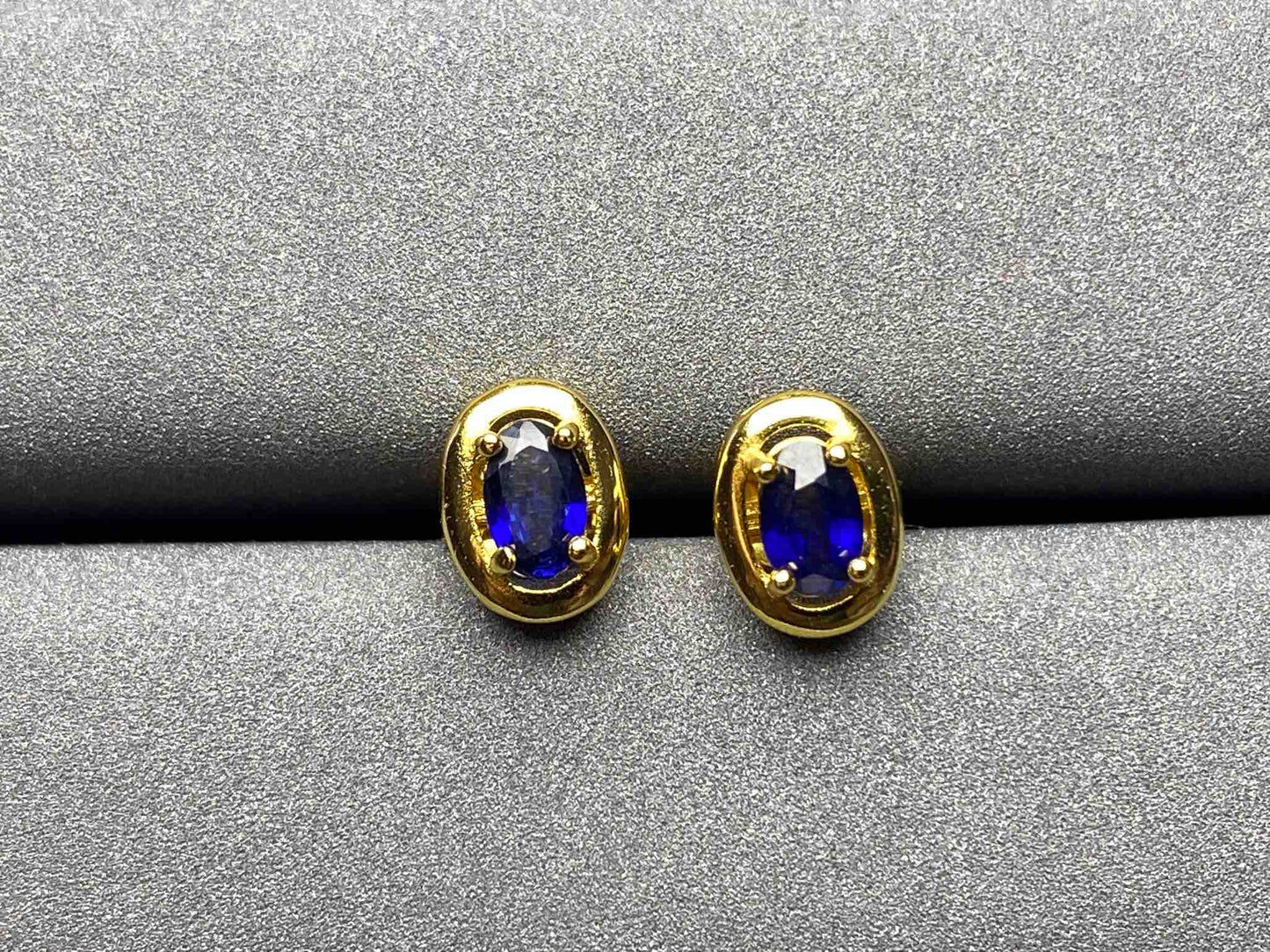 A206 Blue Sapphire Earrings
