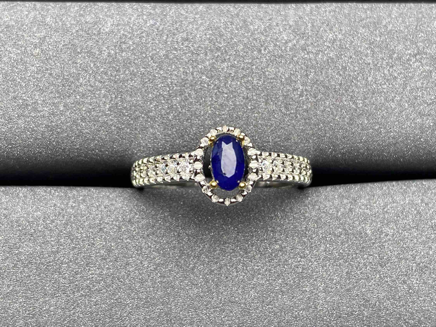 A229 Blue Sapphire Ring
