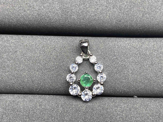 A289 Emerald Pendant