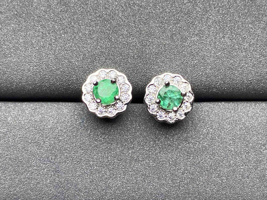 A322 Emerald Earrings
