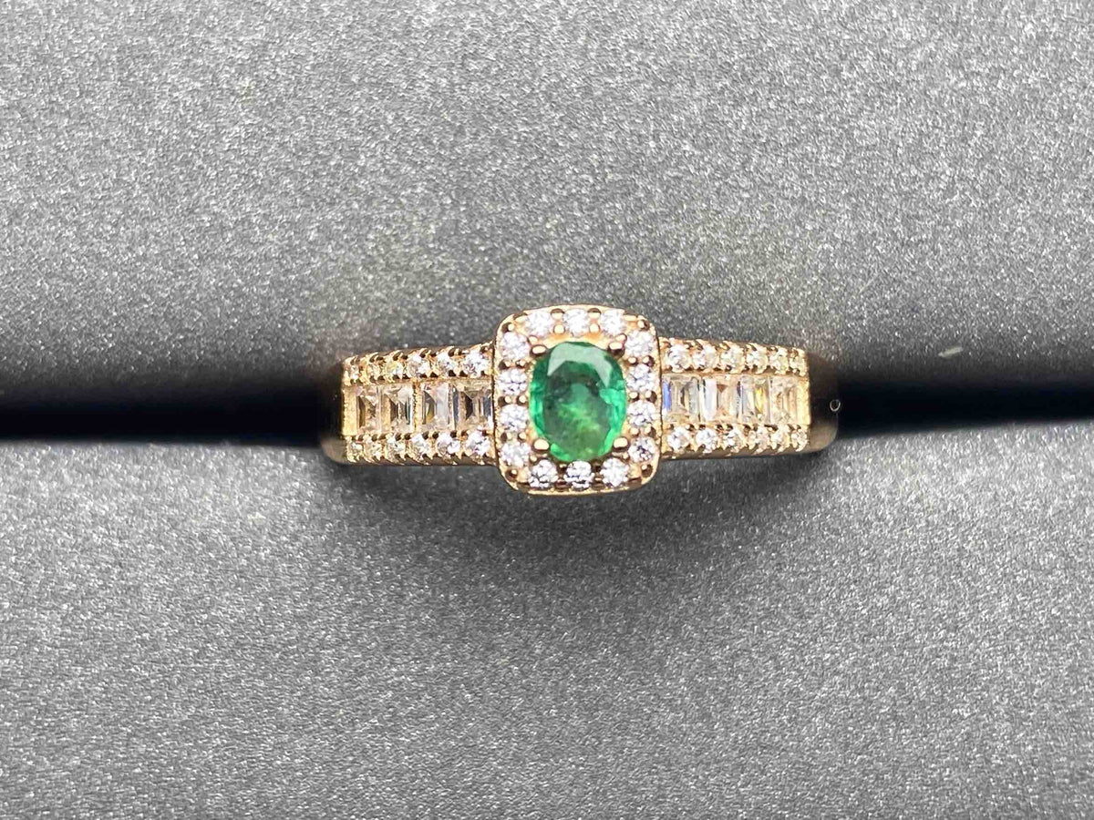 A32 Emerald Ring