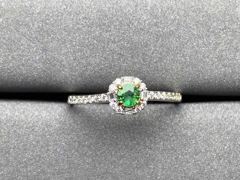 A338 Emerald Ring