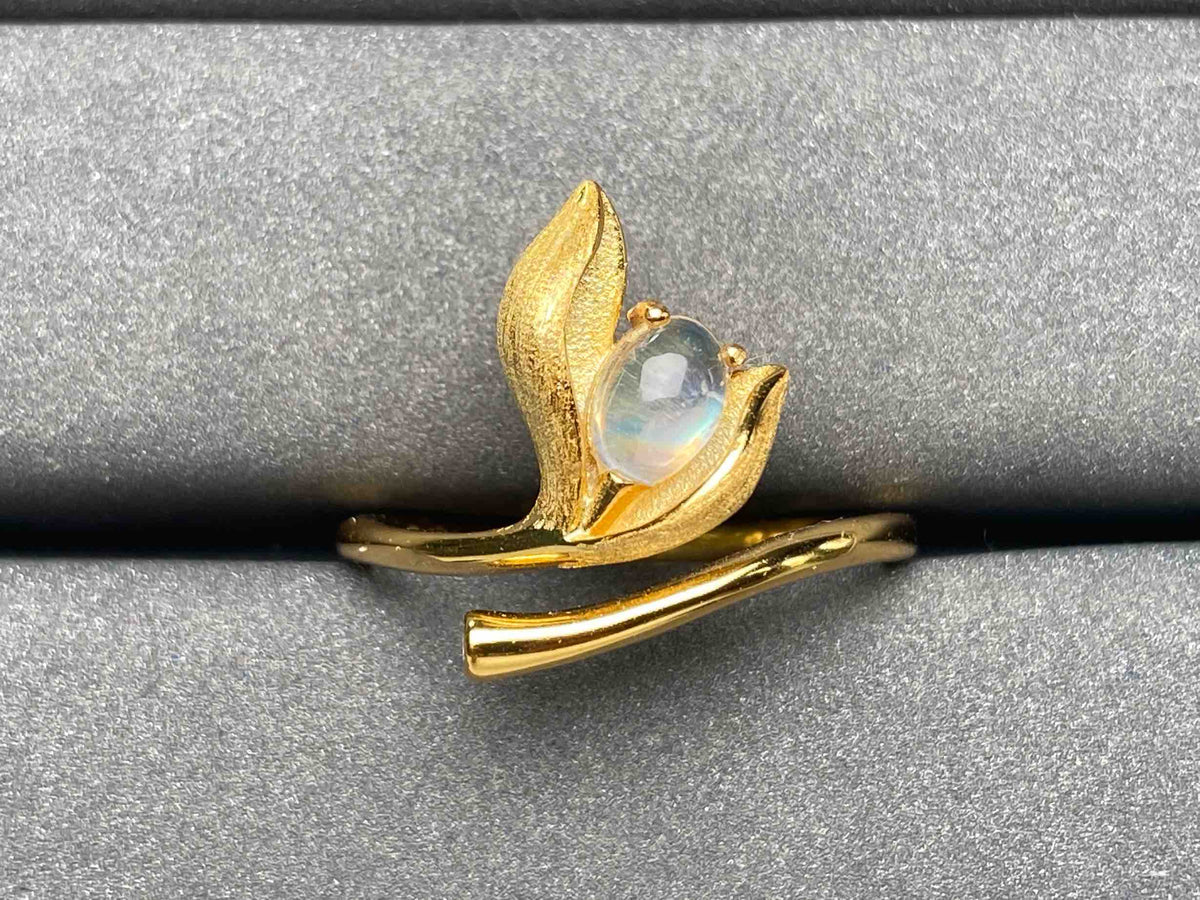 A3518 Moonstone Ring