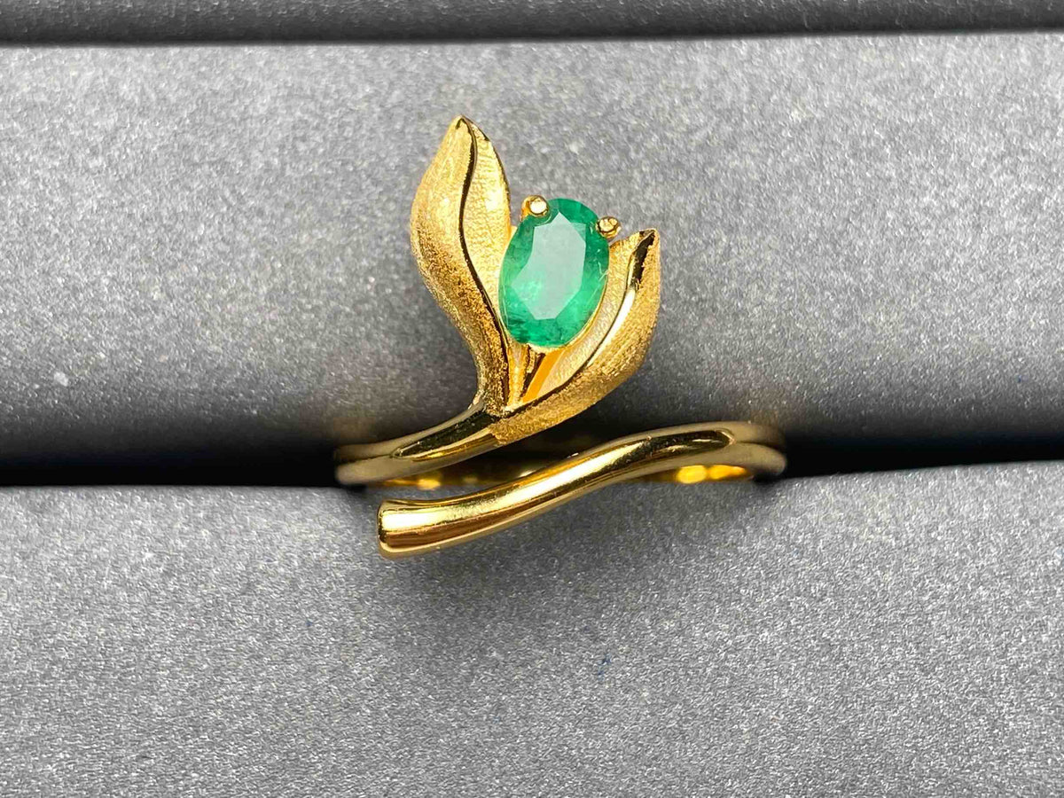 A3696 Emerald Ring