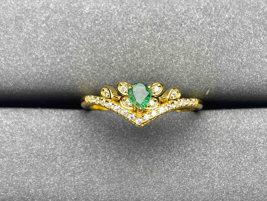 A37 Emerald Ring