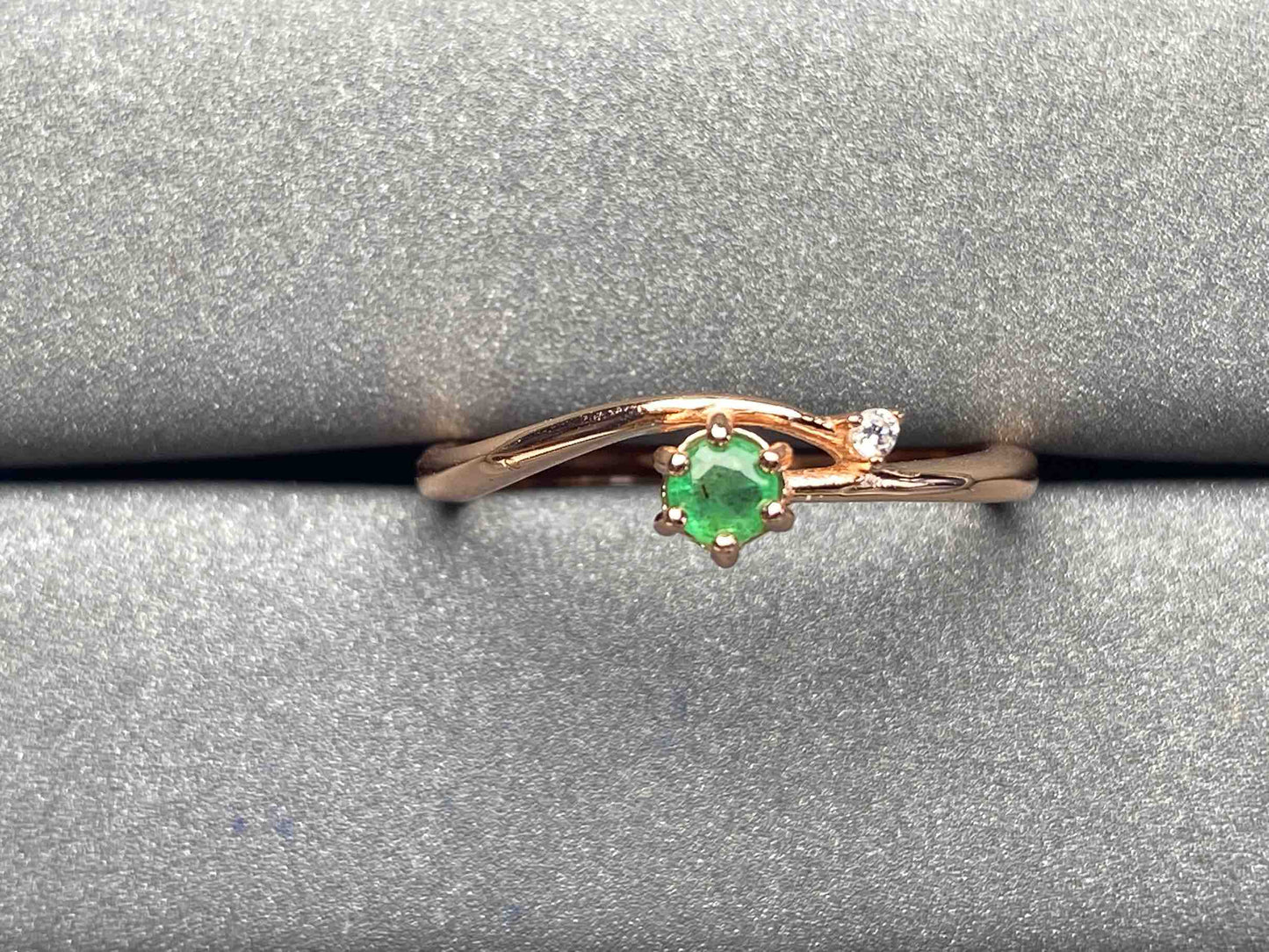 A408 Emerald Ring