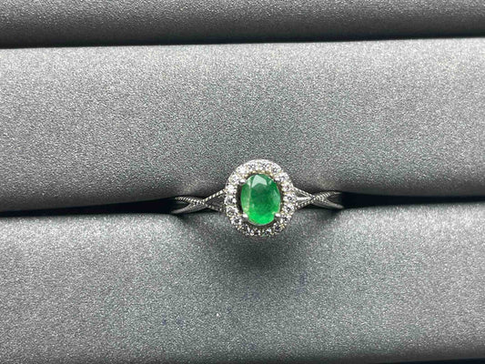 A427 Emerald Ring