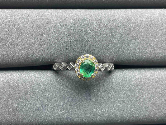 A431 Emerald Ring