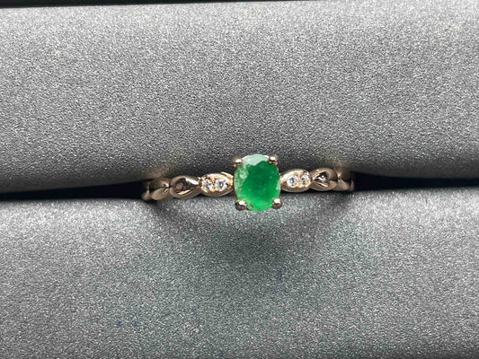 A433 Emerald Ring