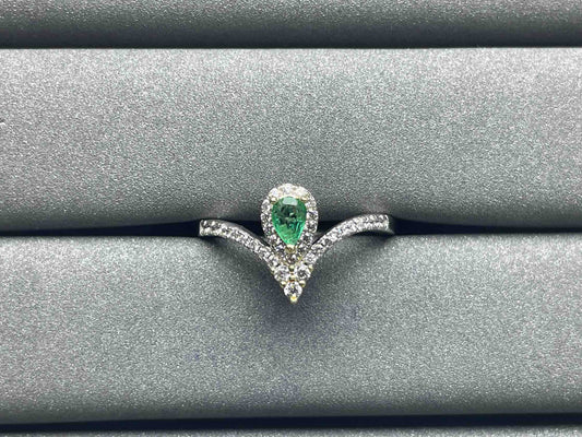 A451 Emerald Ring
