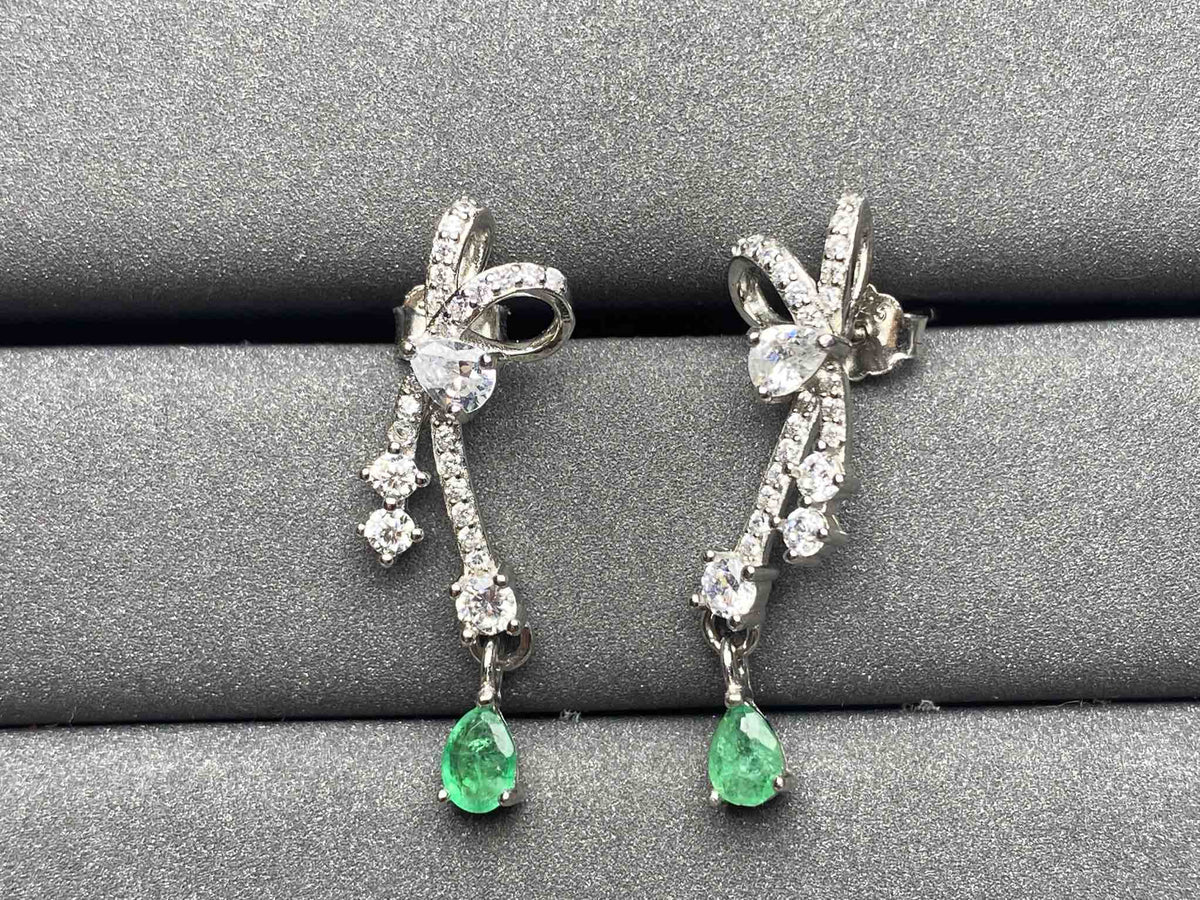 A45 Emerald Earrings