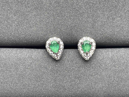 A46 Emerald Earrings
