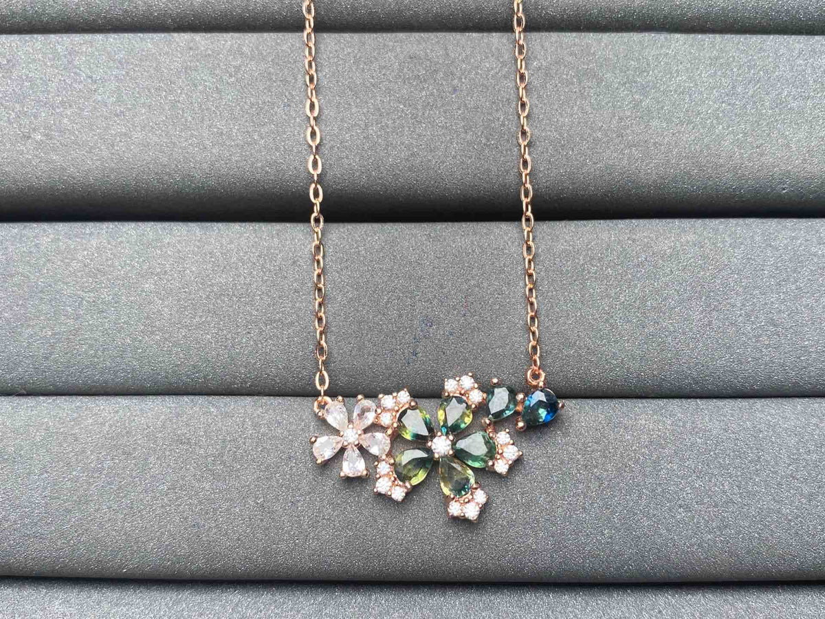 A4609 Teal Sapphire Necklace