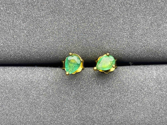 A49 Emerald Earrings