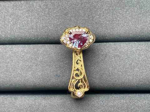 A5044 Alexandrite brooch