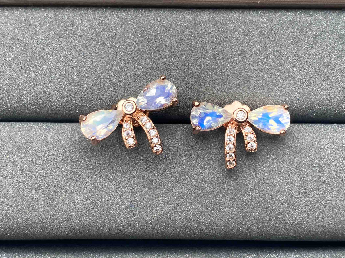 A5423 Moonstone Earrings