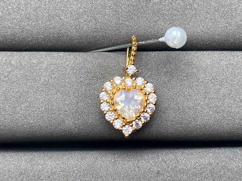 A5502 Moonstone Pendant