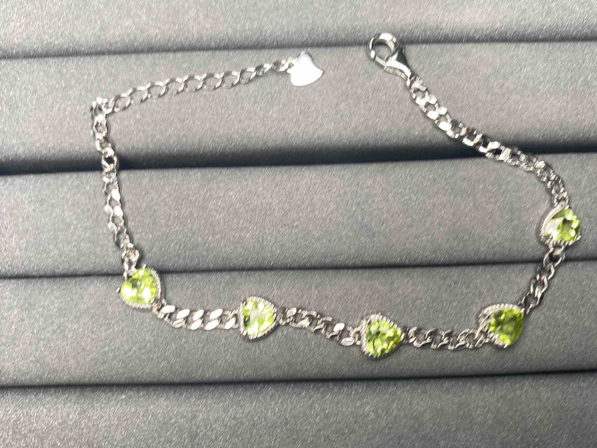 A5560 Peridot Bracelet