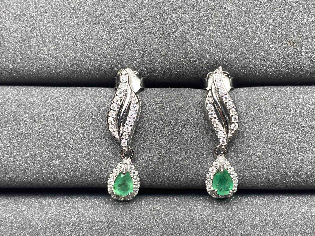 A55 Emerald Earrings