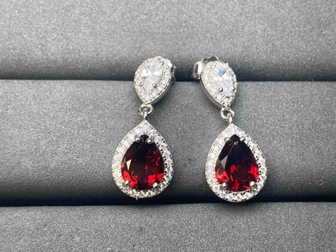 A5791 Garnet Earrings