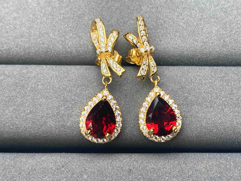 A5793 Garnet Earrings