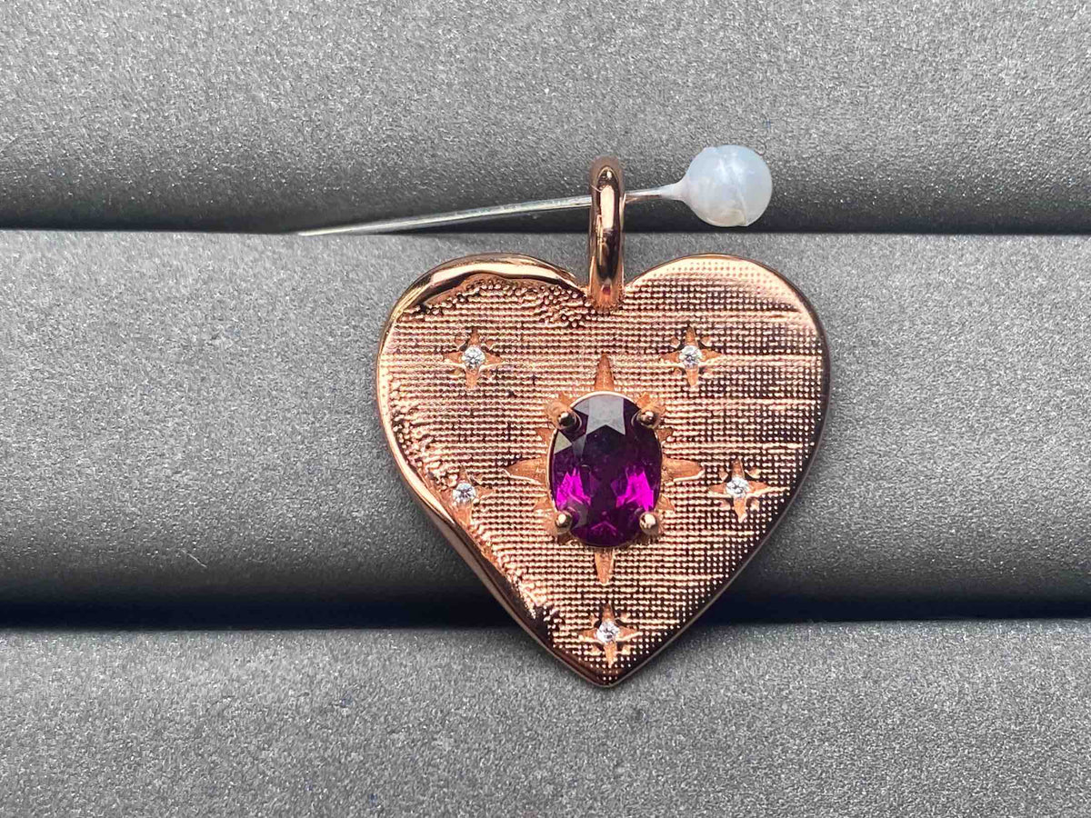 A5854 Garnet Pendant