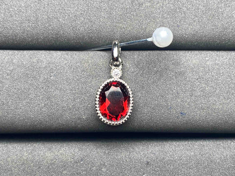 A5928 Garnet Pendant