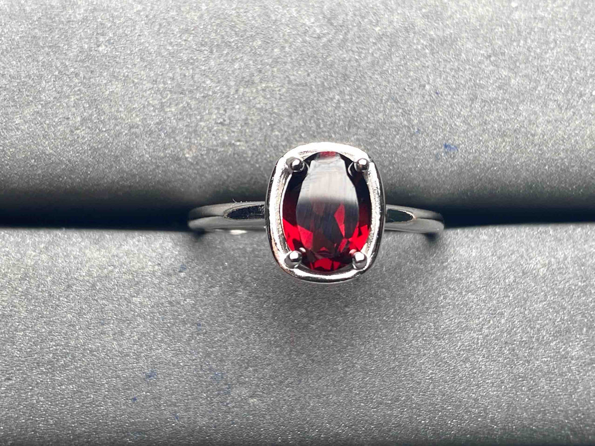 A5930 Garnet Ring