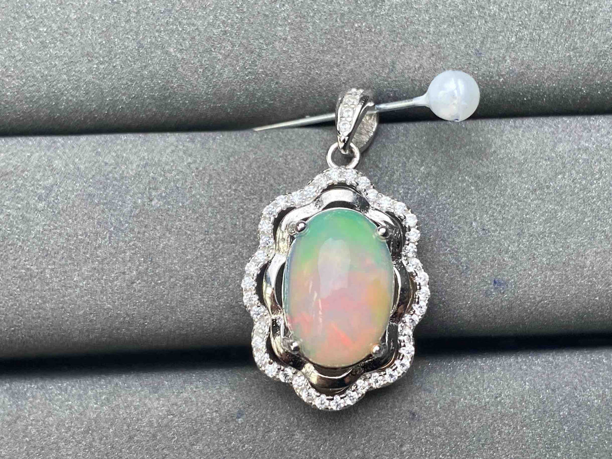 A5942 Opal Pendant