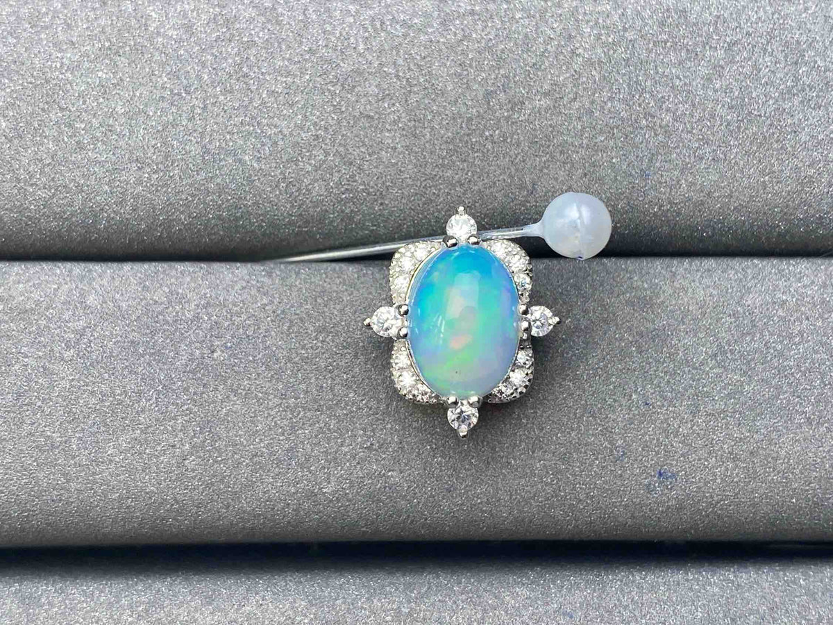 A5945 Opal Pendant