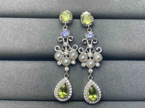 A6000 Peridot Earrings