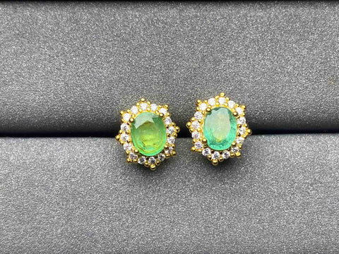 A61 Emerald Earrings