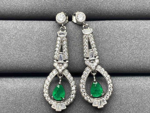 A64 Emerald Earrings